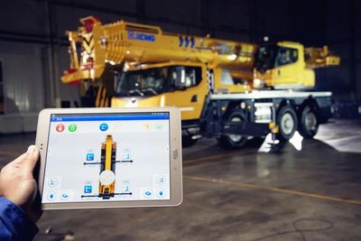 王民:深化新一代信息技術(shù)與制造業(yè)融合,加速工程機(jī)械數(shù)字化轉(zhuǎn)型|產(chǎn)業(yè)轉(zhuǎn)型顧問(wèn)委員聲音